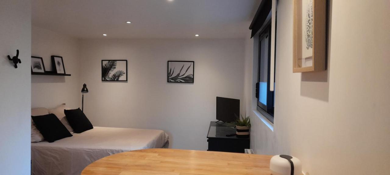 Studio Avec Jardin Et Stationnement Gratuit A Ruan Exterior foto